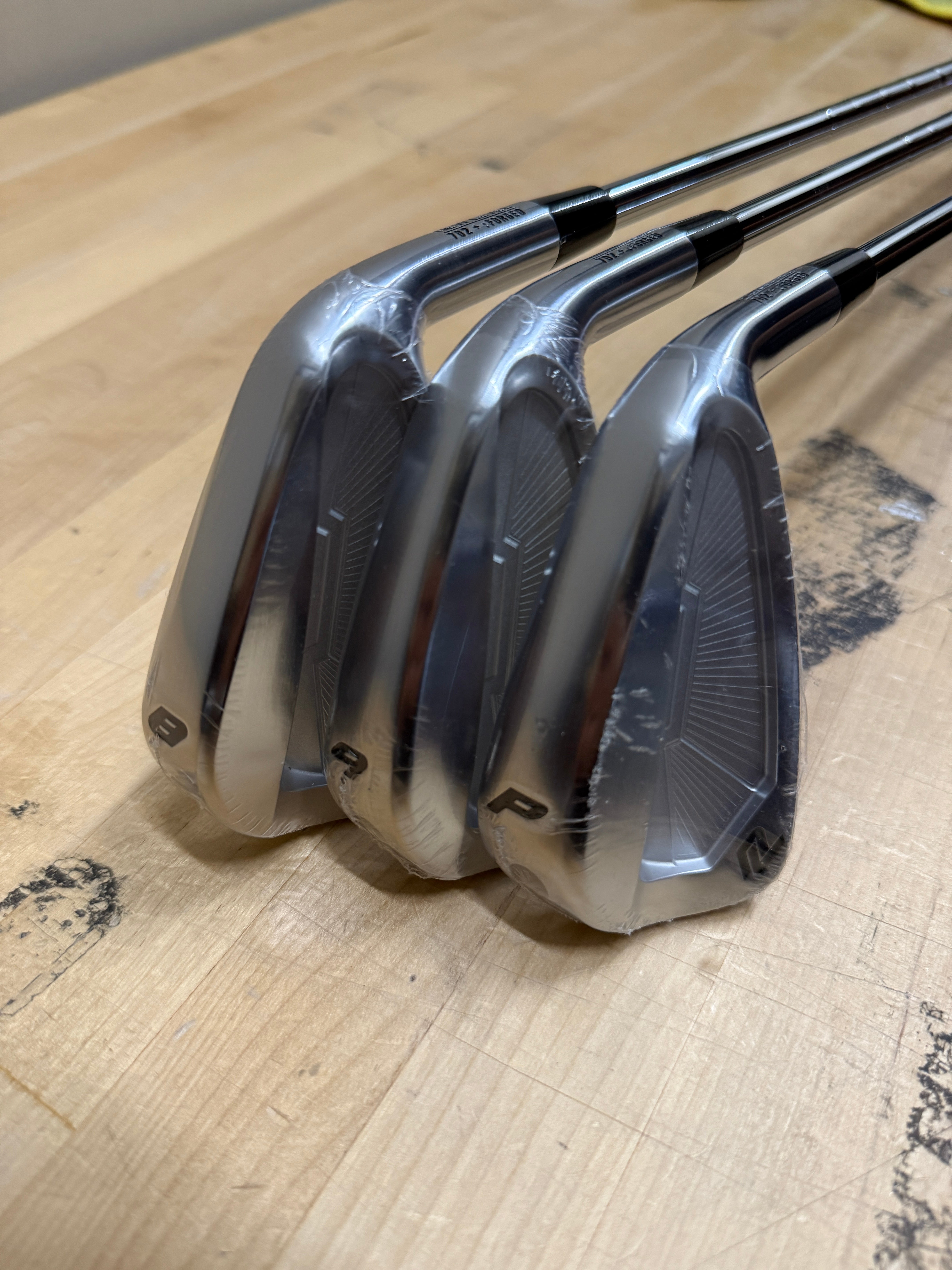 Field Lifeフィールドライフ テンションベット 702+ 8-PW w/ KBS Tour Lite Stiff – New Level Golf Co